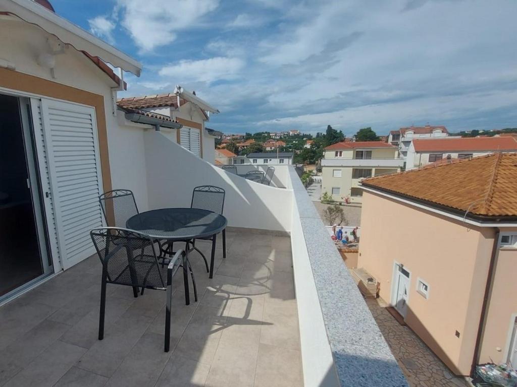 Apartments With A Parking Space Pakostane, Biograd - 22375 المظهر الخارجي الصورة