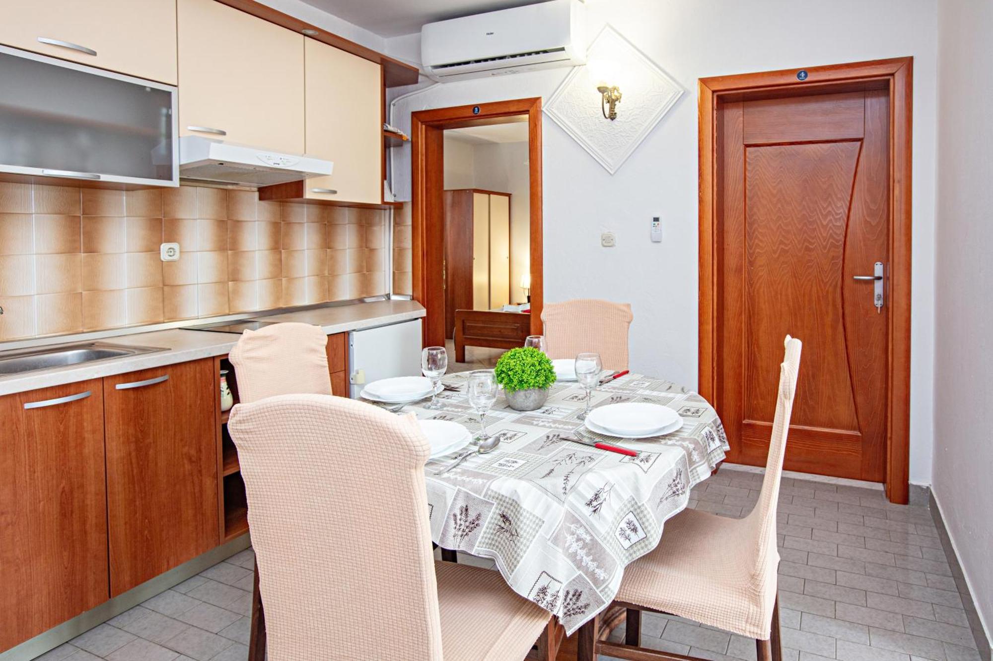 Apartments With A Parking Space Pakostane, Biograd - 22375 الغرفة الصورة