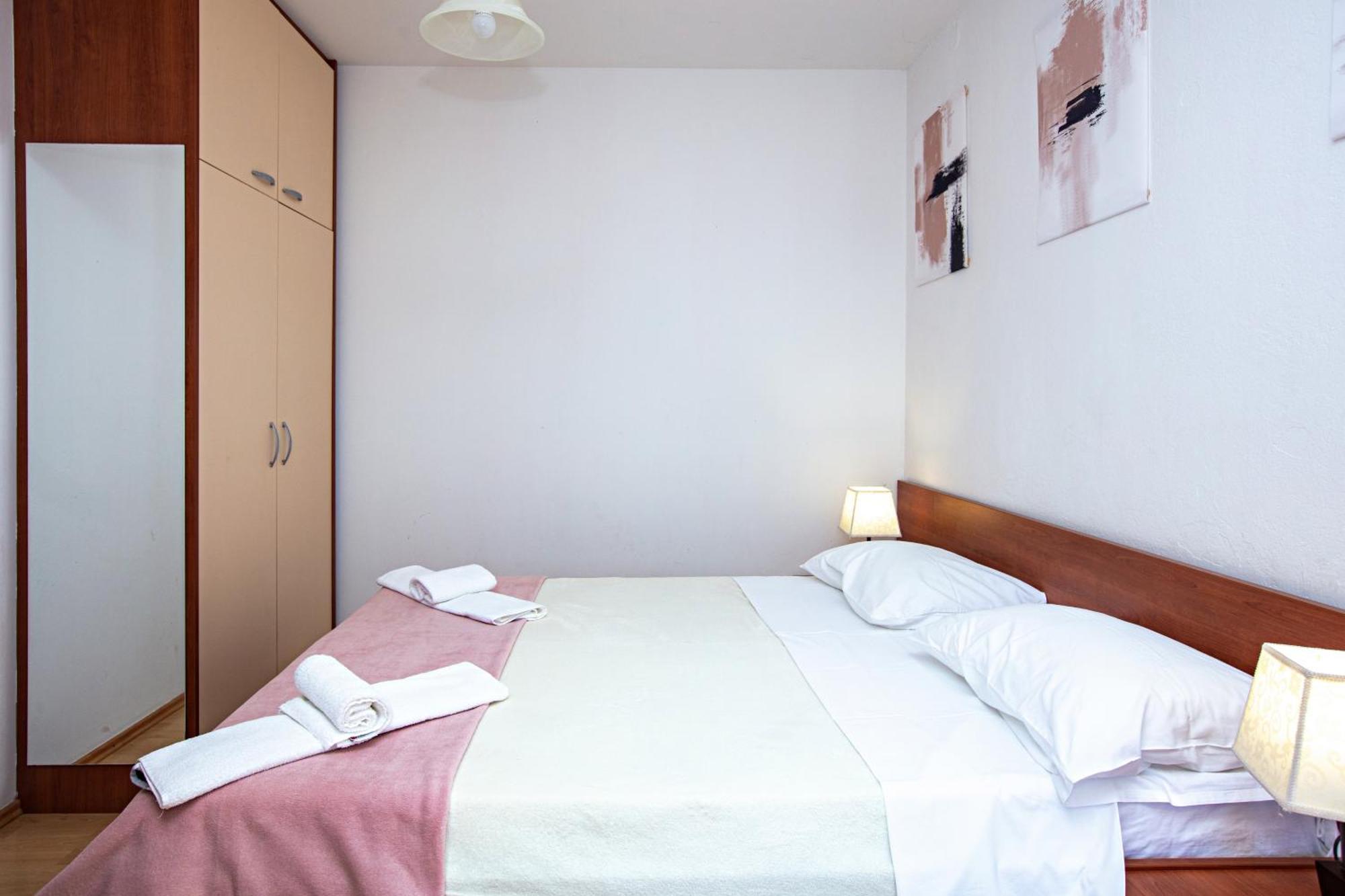 Apartments With A Parking Space Pakostane, Biograd - 22375 الغرفة الصورة